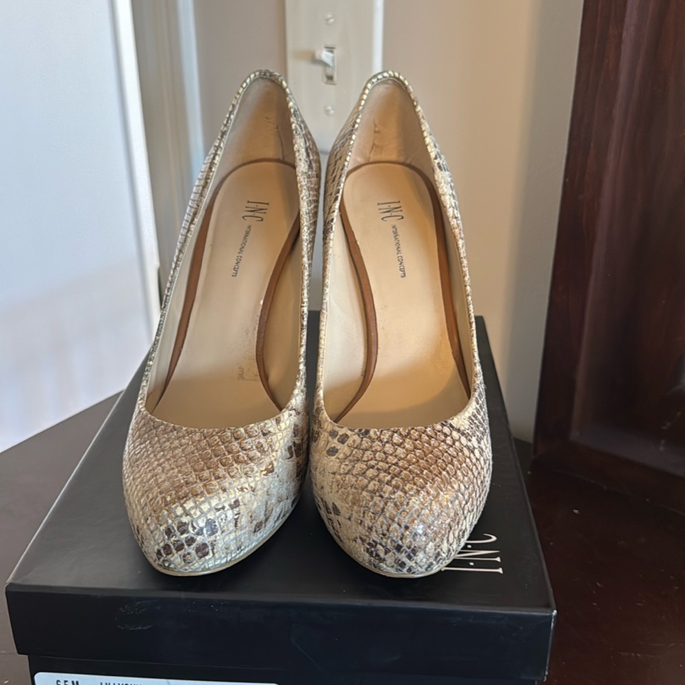 Snake pumps